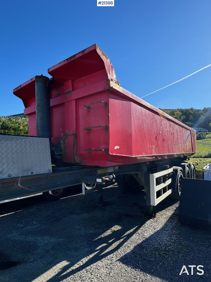 Maur Tippsemi - Semi-remorque benne: photos 3 Maur Tippsemi - Semi-remorque benne: photos 3