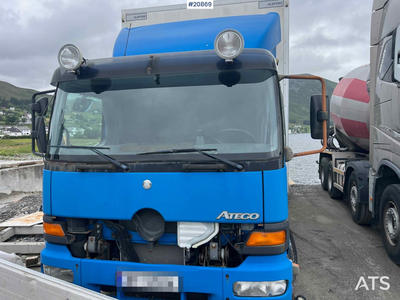 Mercedes 1523 - Camion fourgon: photos 2 Mercedes 1523 - Camion fourgon: photos 2