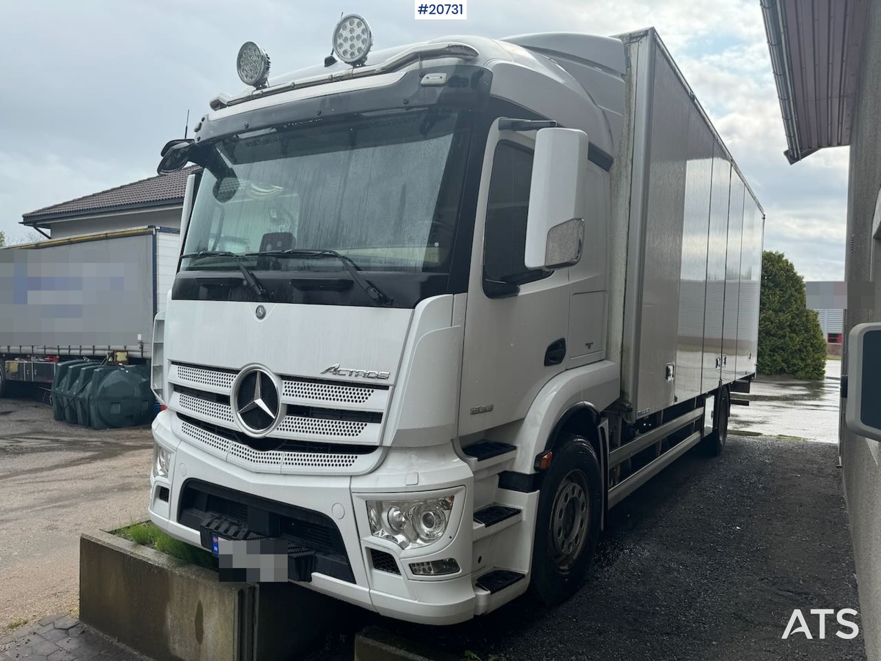 Mercedes Actros 1833 - Camion fourgon: photos 1 Mercedes Actros 1833 - Camion fourgon: photos 1