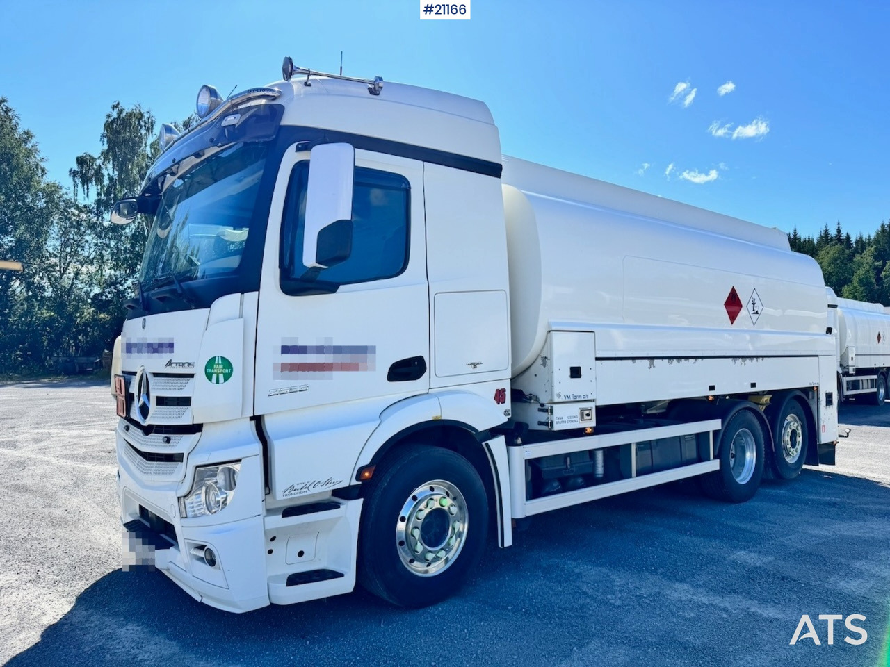 Mercedes Actros 2553 - Camion citerne: photos 2 Mercedes Actros 2553 - Camion citerne: photos 2