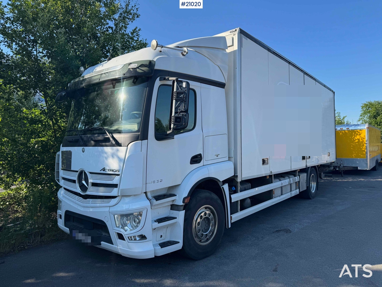 Mercedes Actros - Camion fourgon: photos 2 Mercedes Actros - Camion fourgon: photos 2