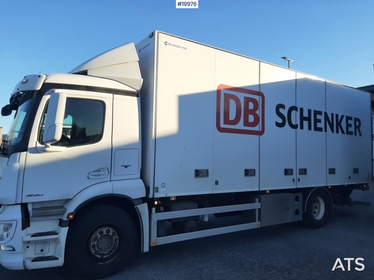 Mercedes Antos 1830 - Camion fourgon: photos 2 Mercedes Antos 1830 - Camion fourgon: photos 2