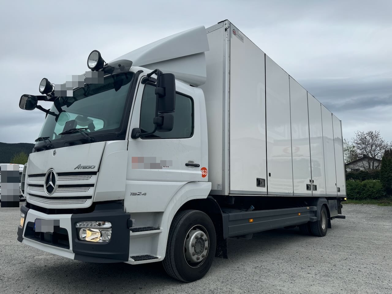 Mercedes Atego 1524 - Camion fourgon: photos 2 Mercedes Atego 1524 - Camion fourgon: photos 2