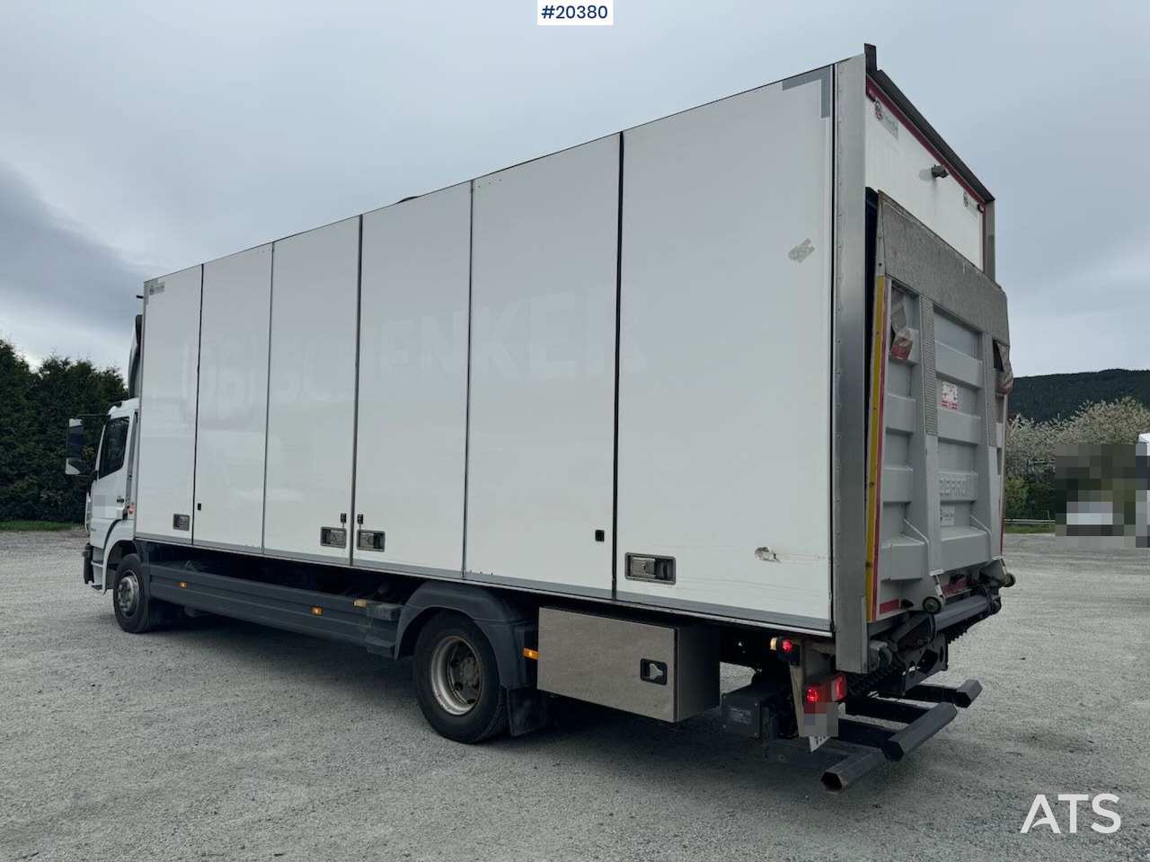 Mercedes Atego 1524 - Camion fourgon: photos 4 Mercedes Atego 1524 - Camion fourgon: photos 4