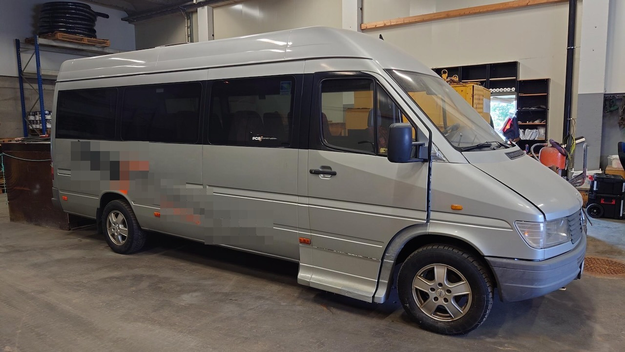 Mercedes sprinter 312 - Minibus, Transport de personnes: photos 1 Mercedes sprinter 312 - Minibus, Transport de personnes: photos 1