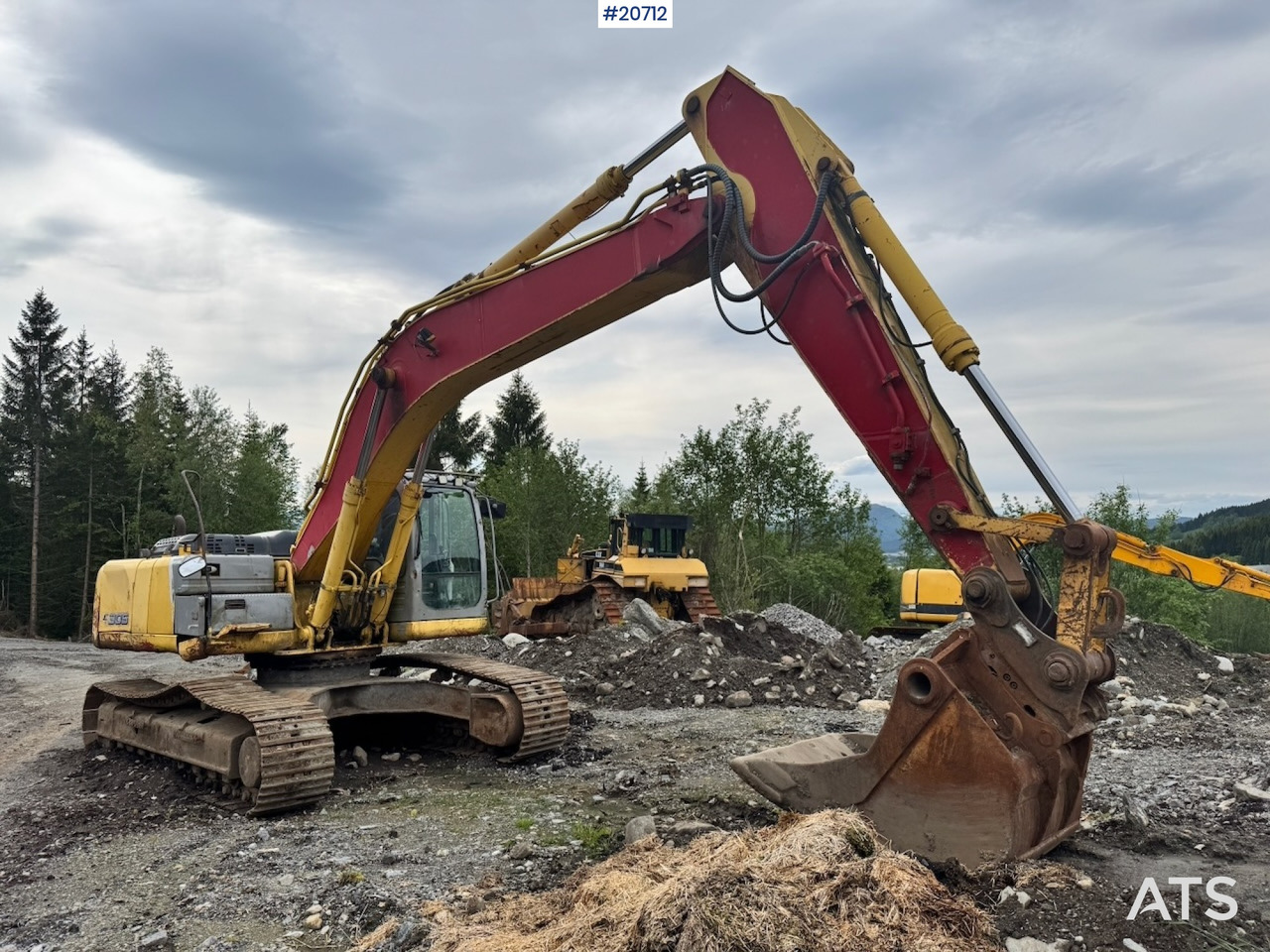 Pelle New Holland kobelco E305B: photos 7