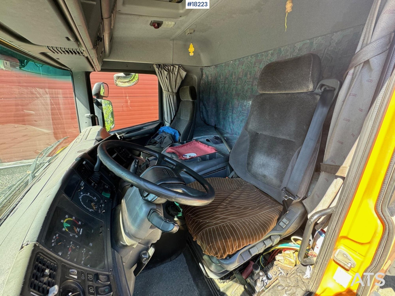 Camion ampliroll Scania 124G: photos 23