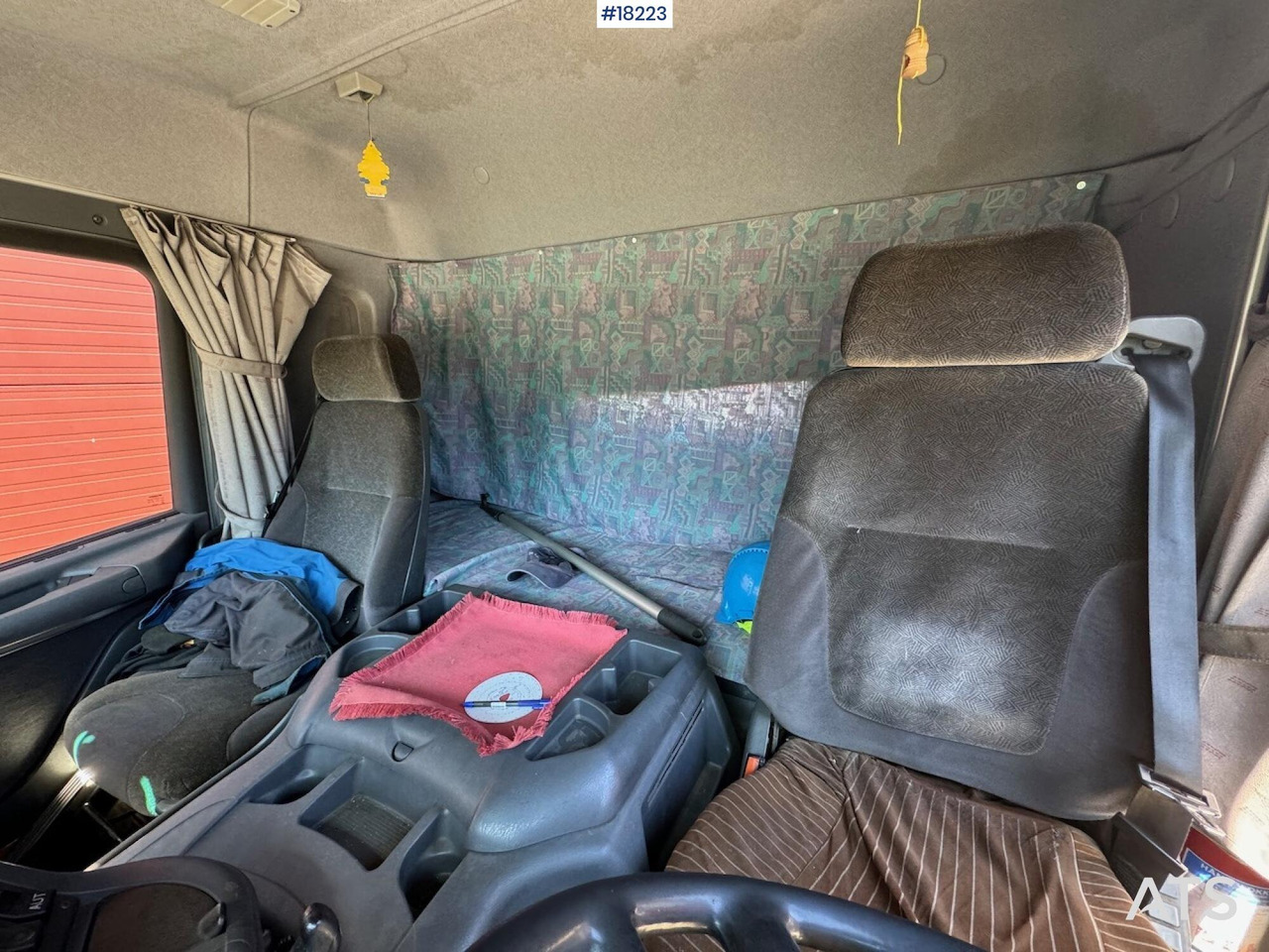 Camion ampliroll Scania 124G: photos 25