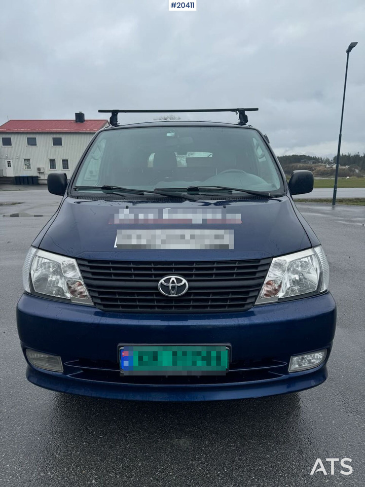 Toyota Hiace - Fourgon utilitaire: photos 3 Toyota Hiace - Fourgon utilitaire: photos 3