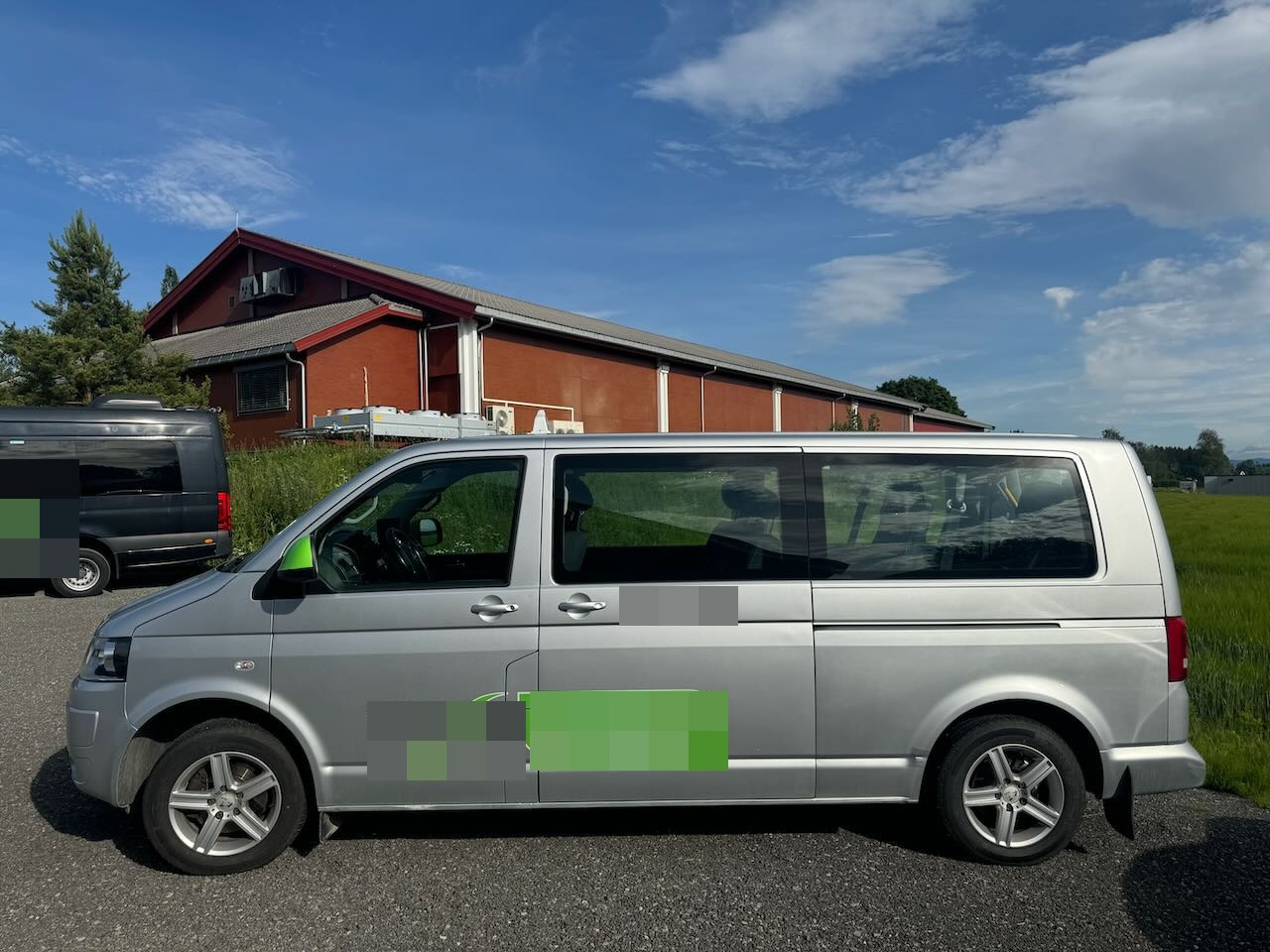 Volkswagen CARAVELLE - Transport de personnes: photos 2 Volkswagen CARAVELLE - Transport de personnes: photos 2