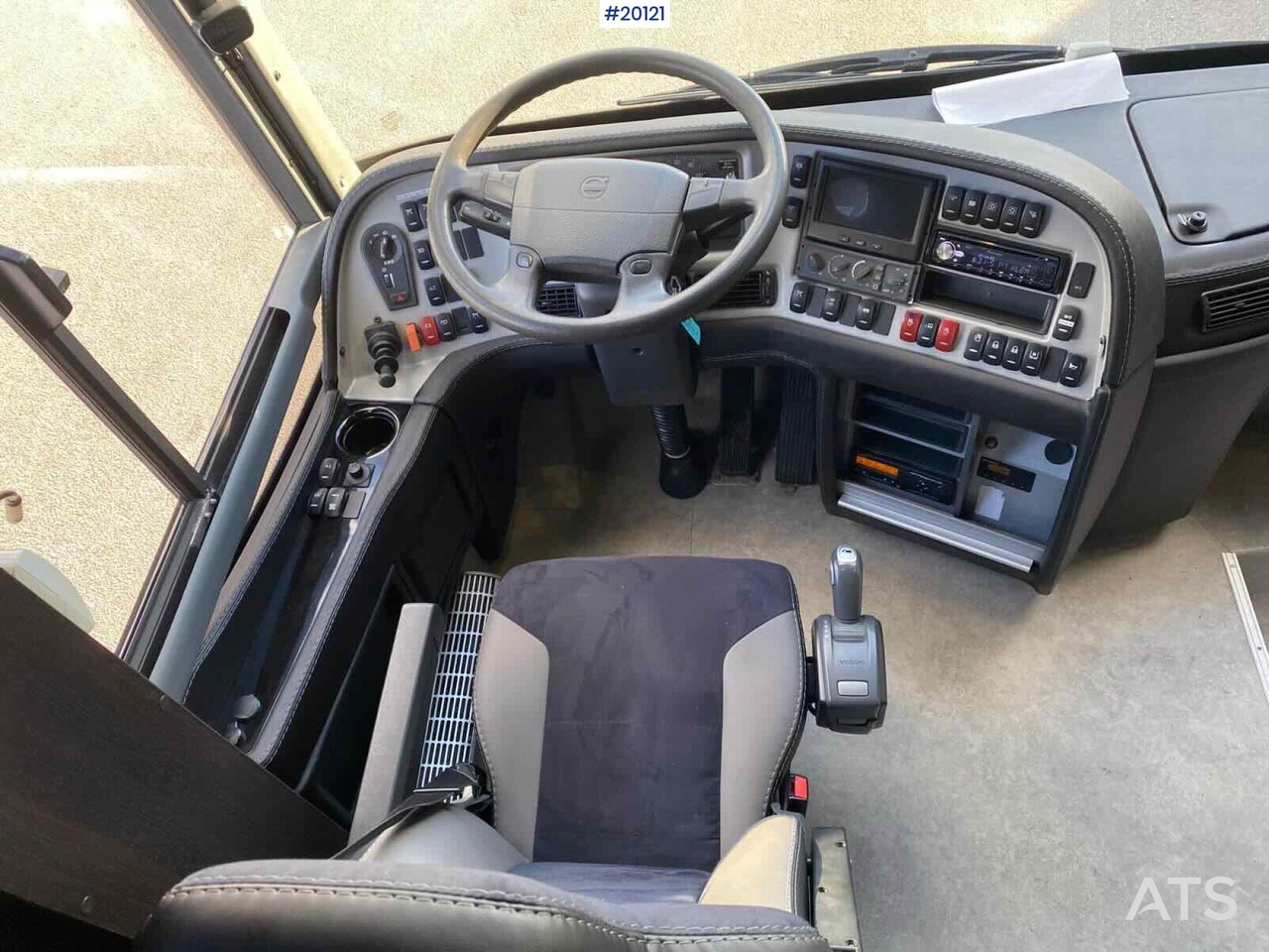 Autocar Volvo 9700: photos 31
