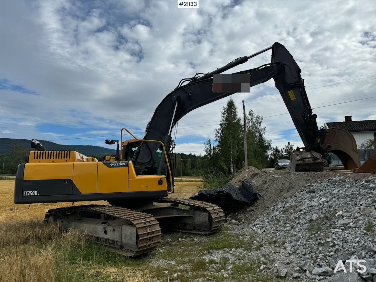 Volvo EC250DL - Pelle sur chenille: photos 4 Volvo EC250DL - Pelle sur chenille: photos 4