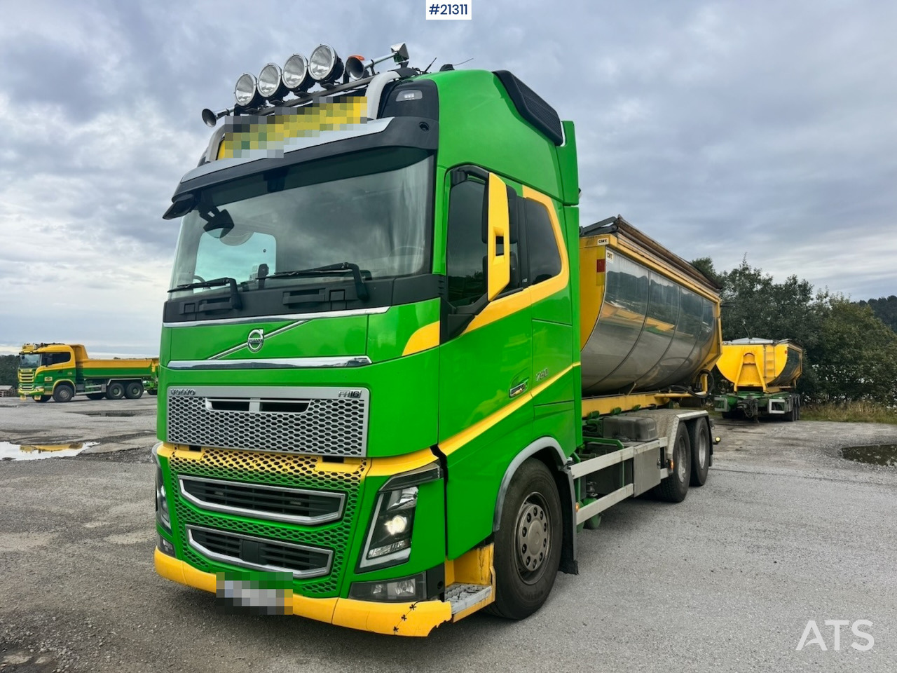 Volvo FH16 750 - Camion ampliroll: photos 1 Volvo FH16 750 - Camion ampliroll: photos 1