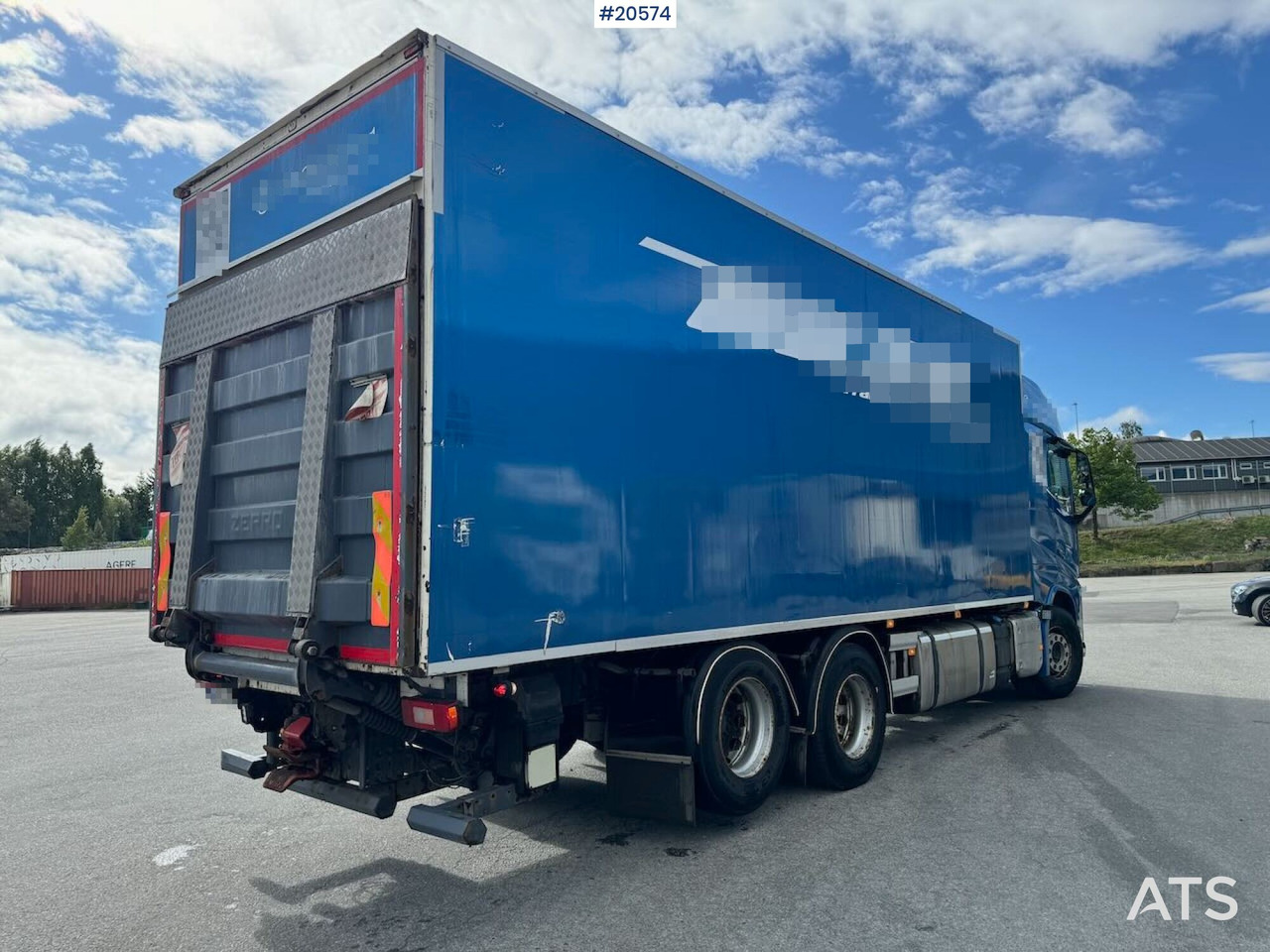 Volvo FH540 - Camion fourgon: photos 5 Volvo FH540 - Camion fourgon: photos 5