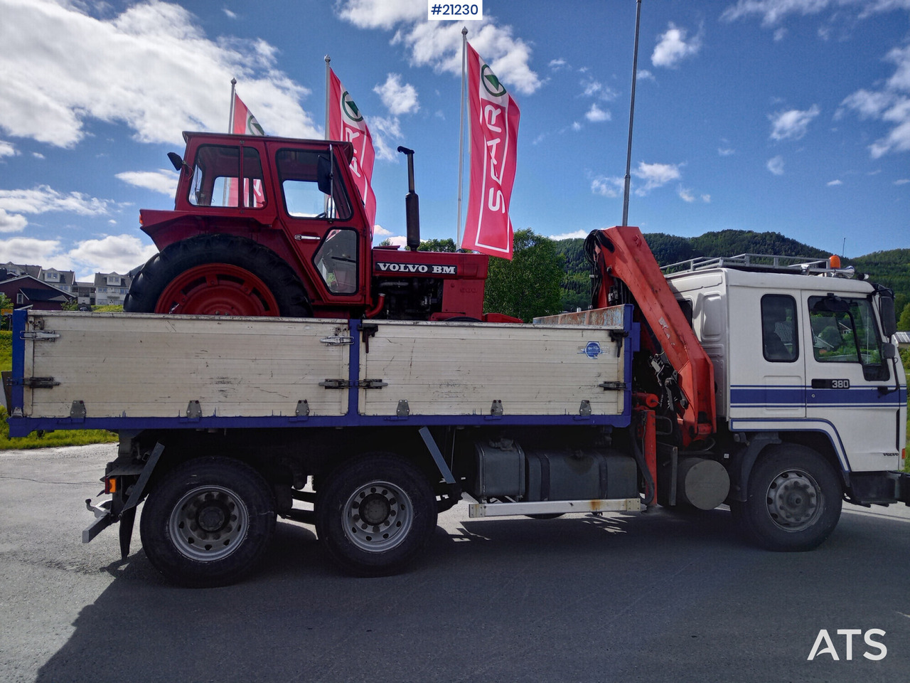 Volvo FL12 - Camion grue: photos 1 Volvo FL12 - Camion grue: photos 1