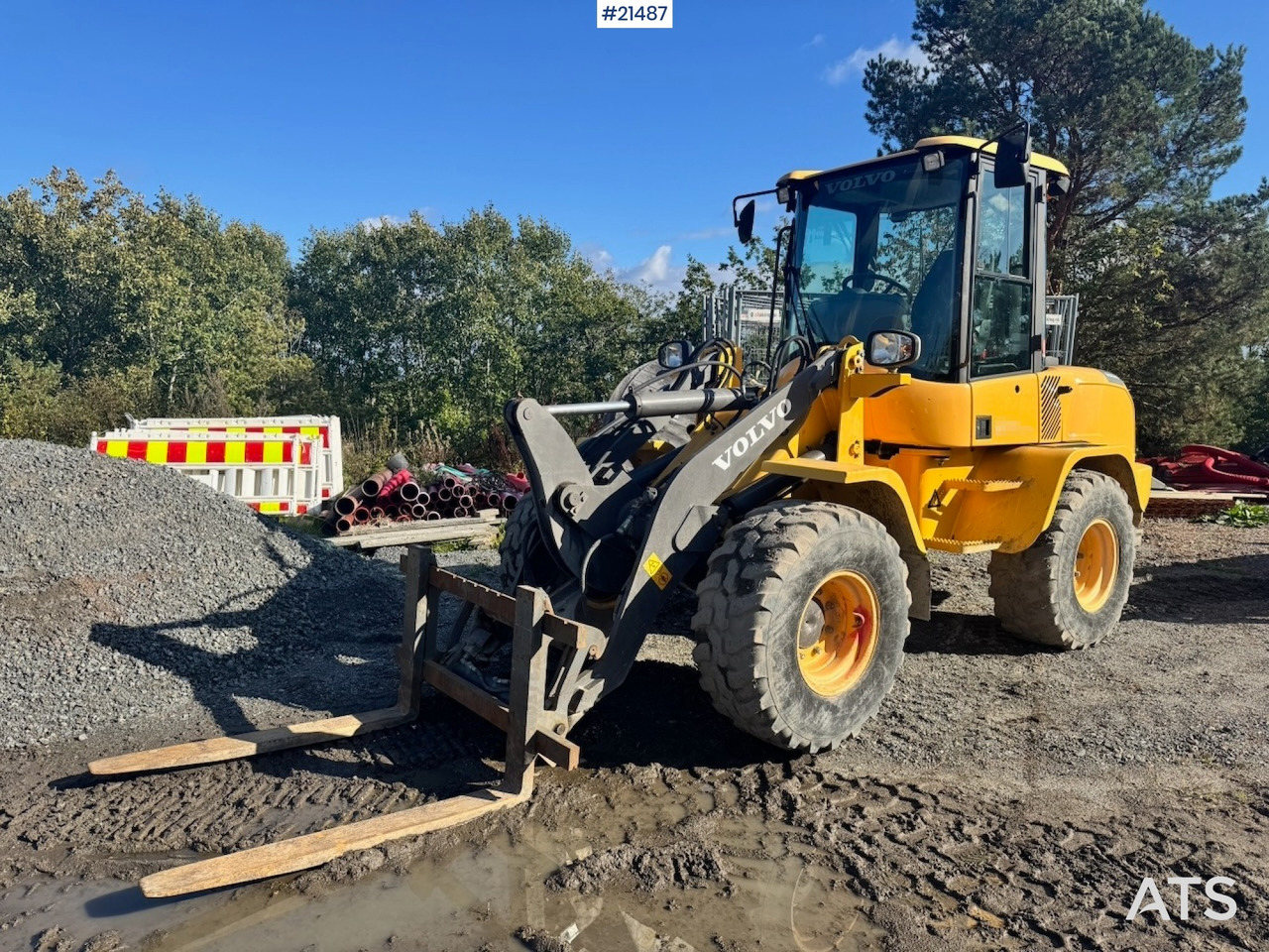Chargeuse sur pneus Volvo L30G: photos 11