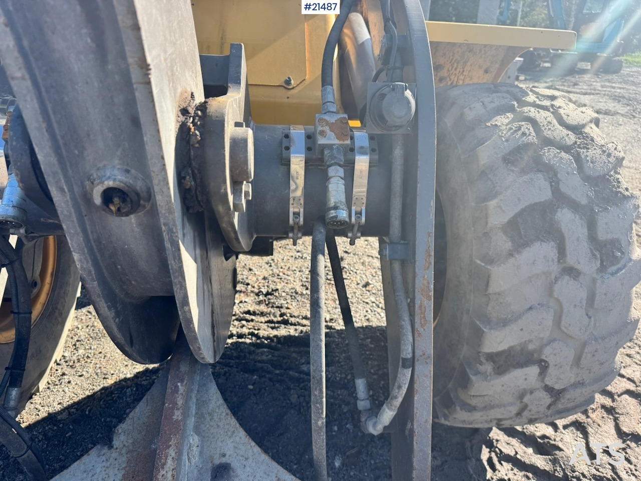 Chargeuse sur pneus Volvo L30G: photos 16