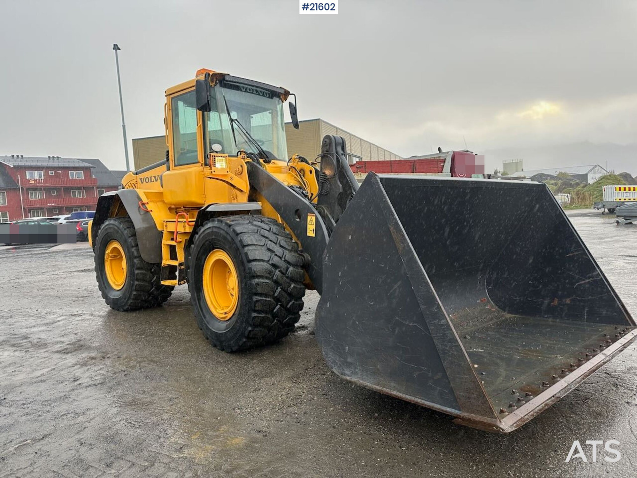 Volvo L90E - Chargeuse sur pneus: photos 5 Volvo L90E - Chargeuse sur pneus: photos 5