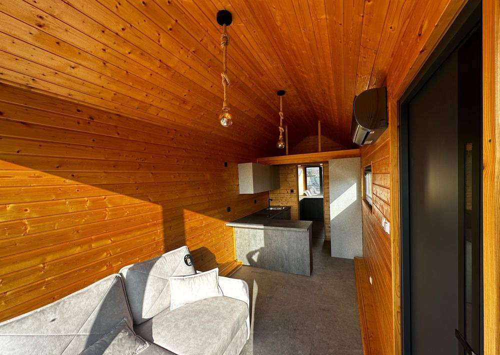 Boro Drewniany DOMEK MOBILNY na przyczepie 7,5m x 2,5m - Caravane: photos 3 Boro Drewniany DOMEK MOBILNY na przyczepie 7,5m x 2,5m - Caravane: photos 3