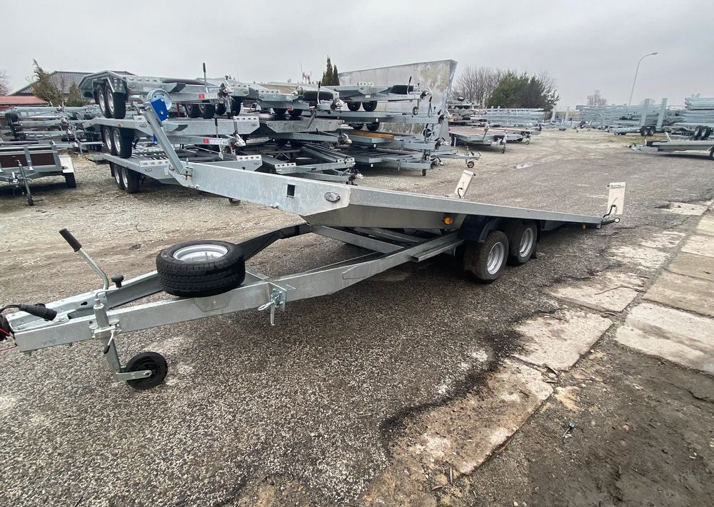 Niewiadów Saturn 4,5 x 2,10 sklejka - Remorque porte-voitures: photos 4 Niewiadów Saturn 4,5 x 2,10 sklejka - Remorque porte-voitures: photos 4