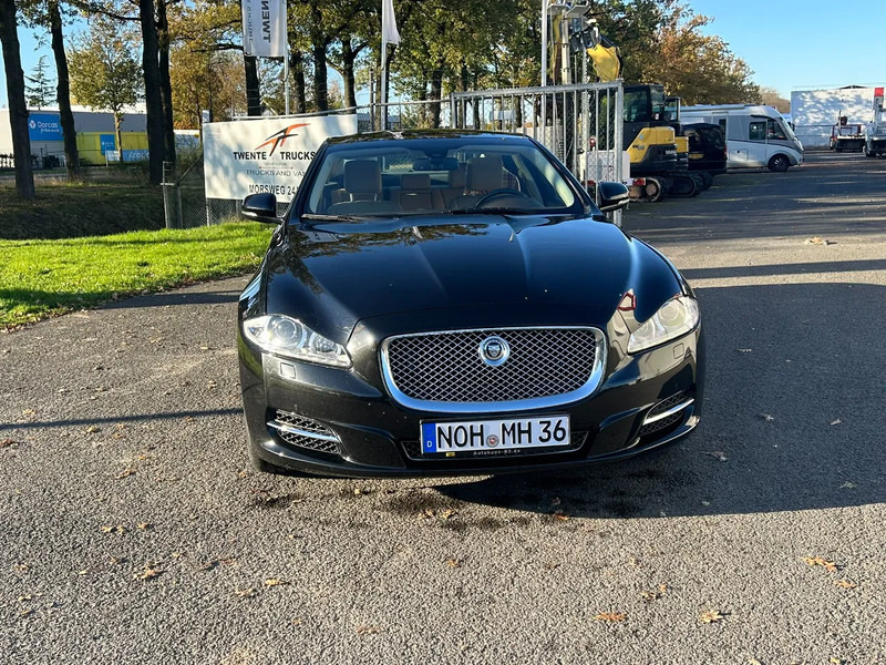Jaguar XJ 3.0 V6D 275 PK /AUTOM / PANO DAK / VOL LEDER / MERIDAN / EXPORT PRICE - Voiture: photos 4 Jaguar XJ 3.0 V6D 275 PK /AUTOM / PANO DAK / VOL LEDER / MERIDAN / EXPORT PRICE - Voiture: photos 4