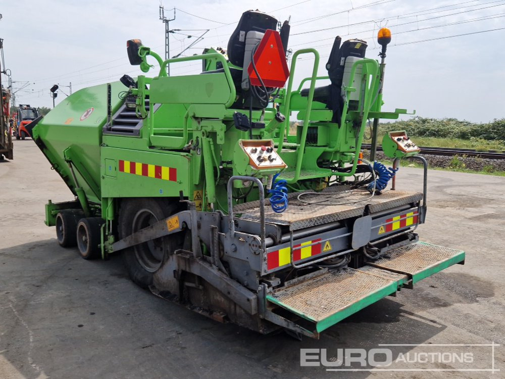 2007 CAT BB-730 - Finisseur: photos 3 2007 CAT BB-730 - Finisseur: photos 3
