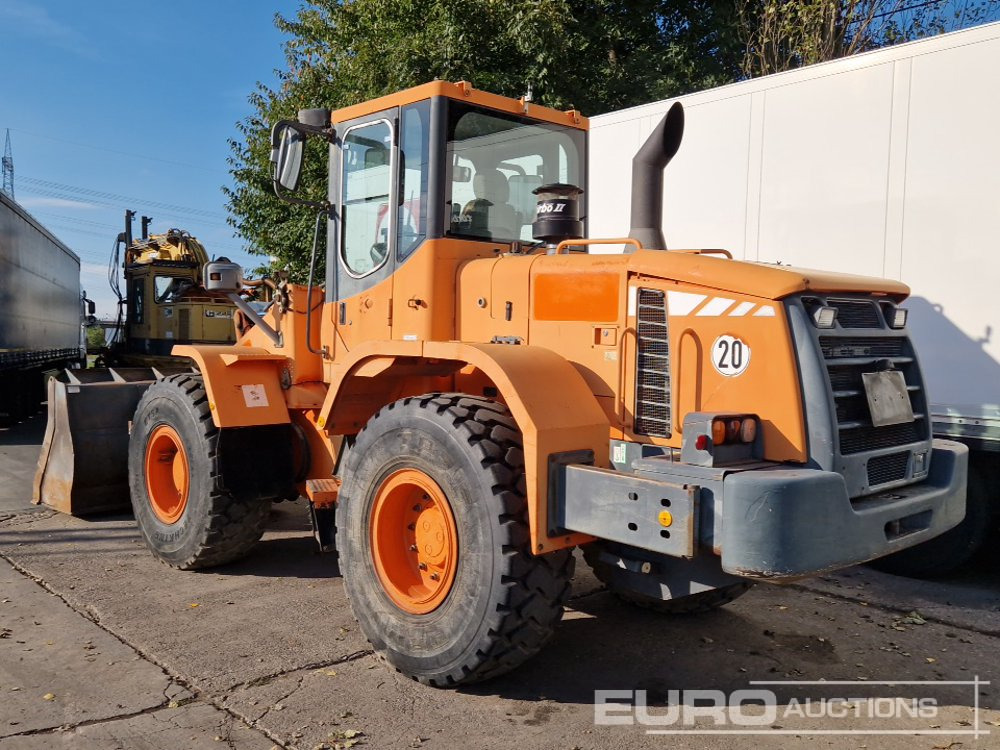 2007 Doosan DL200 - Chargeuse sur pneus: photos 3 2007 Doosan DL200 - Chargeuse sur pneus: photos 3