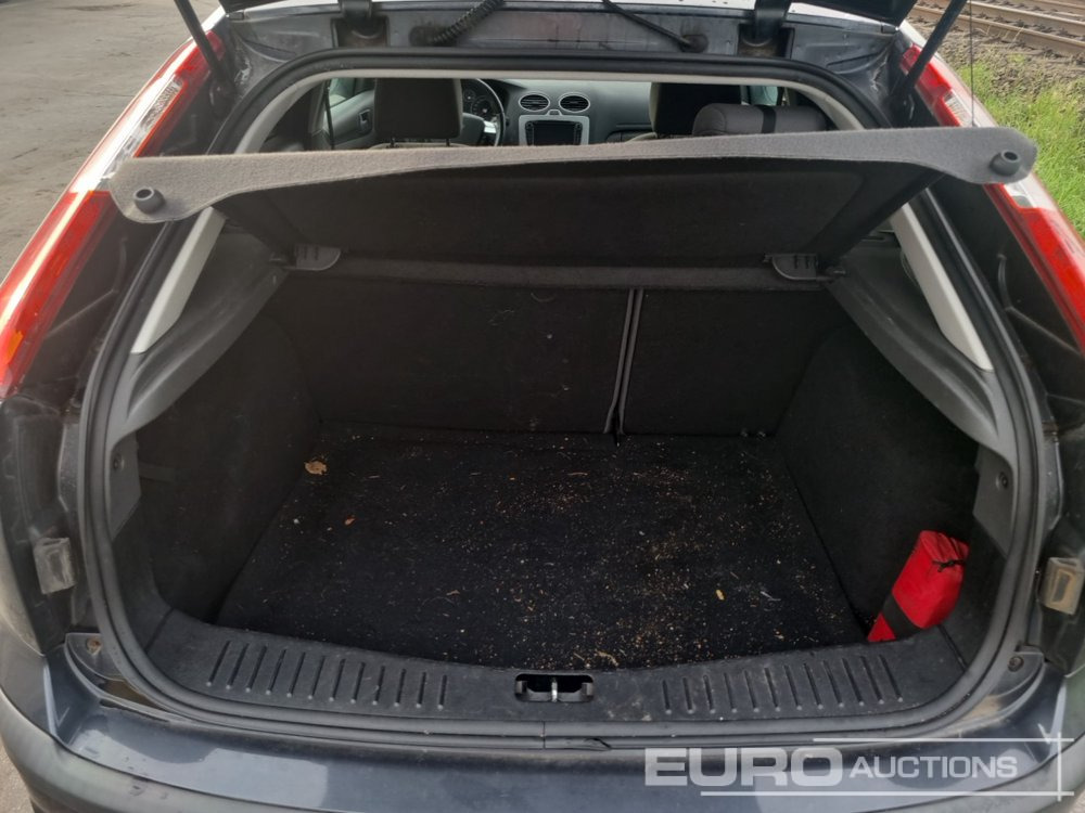 Voiture 2007 Ford Focus: photos 18