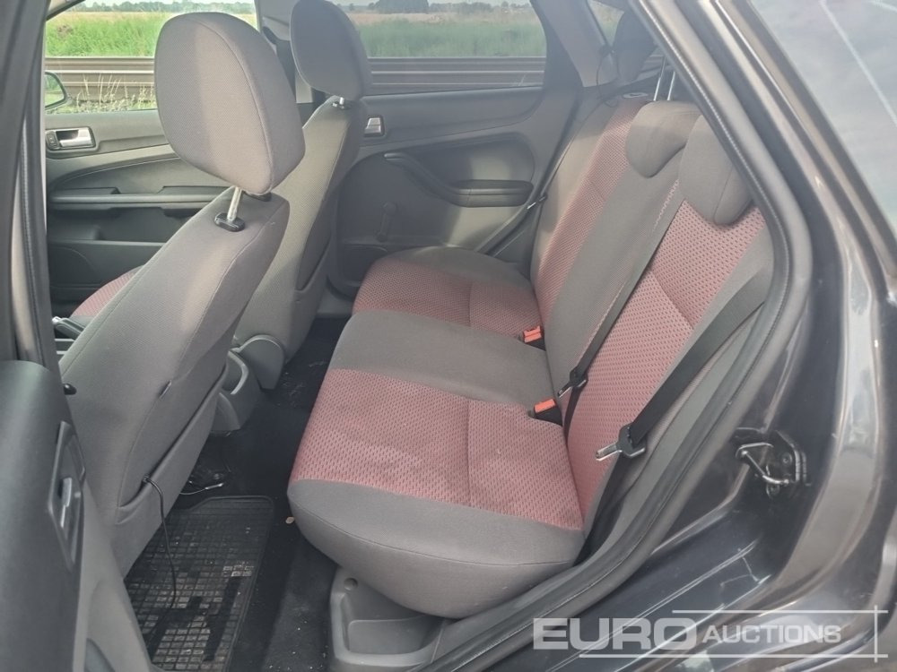 Voiture 2007 Ford Focus: photos 19