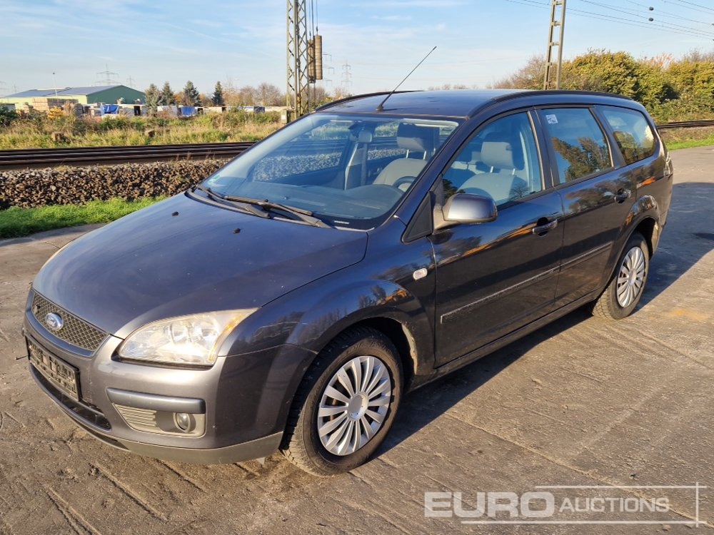 2007 Ford Focus - Voiture: photos 1 2007 Ford Focus - Voiture: photos 1