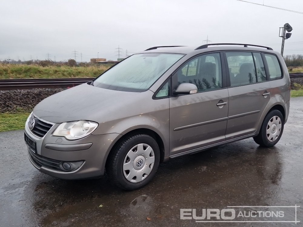 2008 Volkswagen Touran - Voiture: photos 1 2008 Volkswagen Touran - Voiture: photos 1