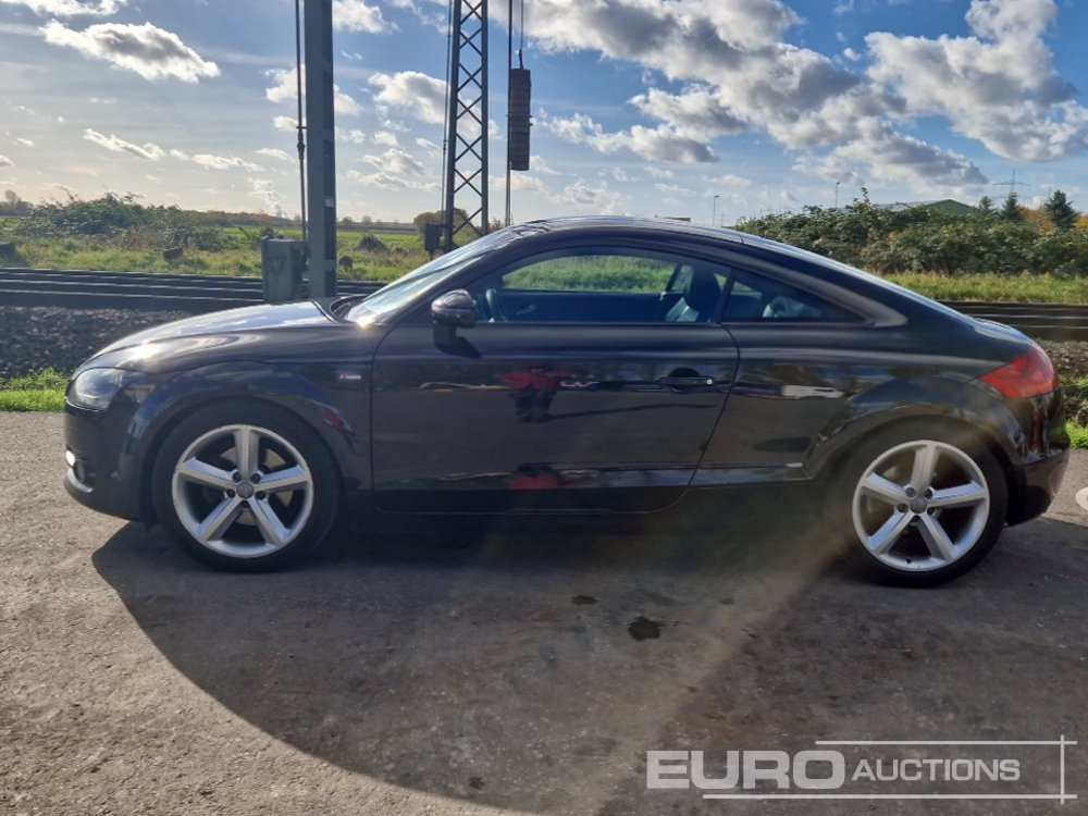 2009 Audi TT - Voiture: photos 2 2009 Audi TT - Voiture: photos 2