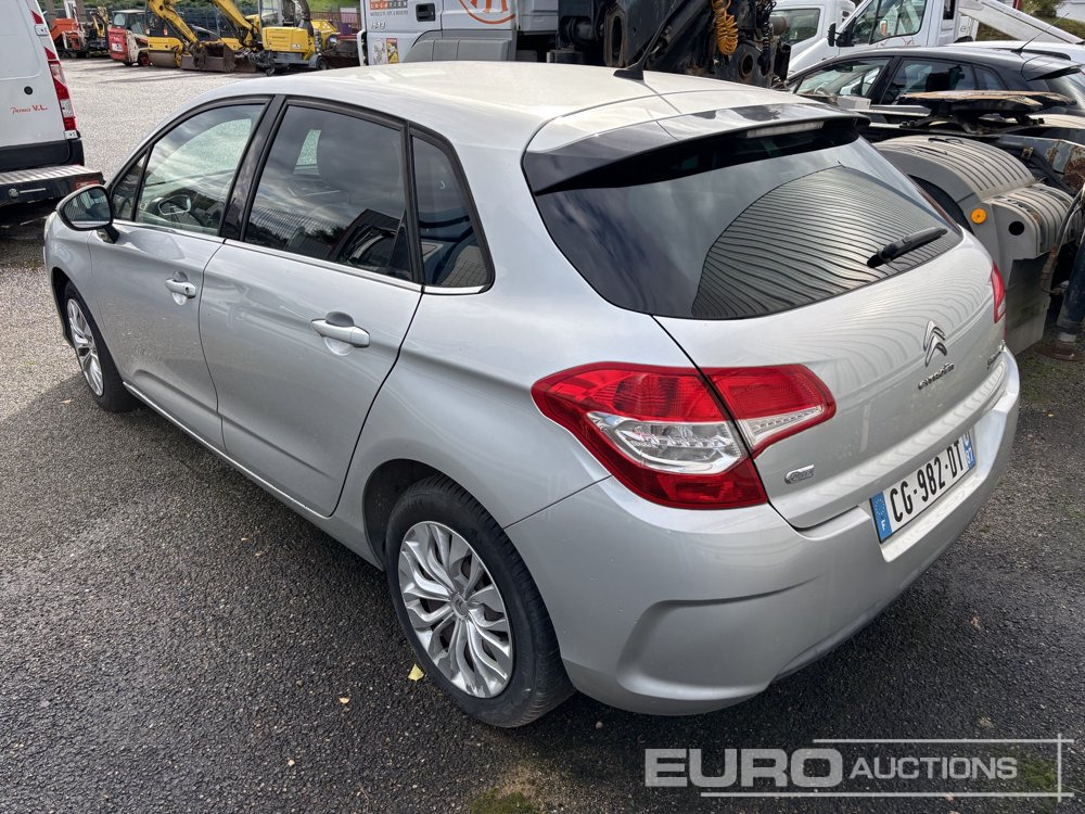 2012 Citreon C4 - Voiture: photos 2 2012 Citreon C4 - Voiture: photos 2