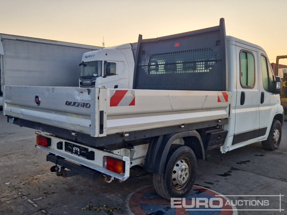 2012 Fiat Ducato - Utilitaire plateau: photos 5 2012 Fiat Ducato - Utilitaire plateau: photos 5