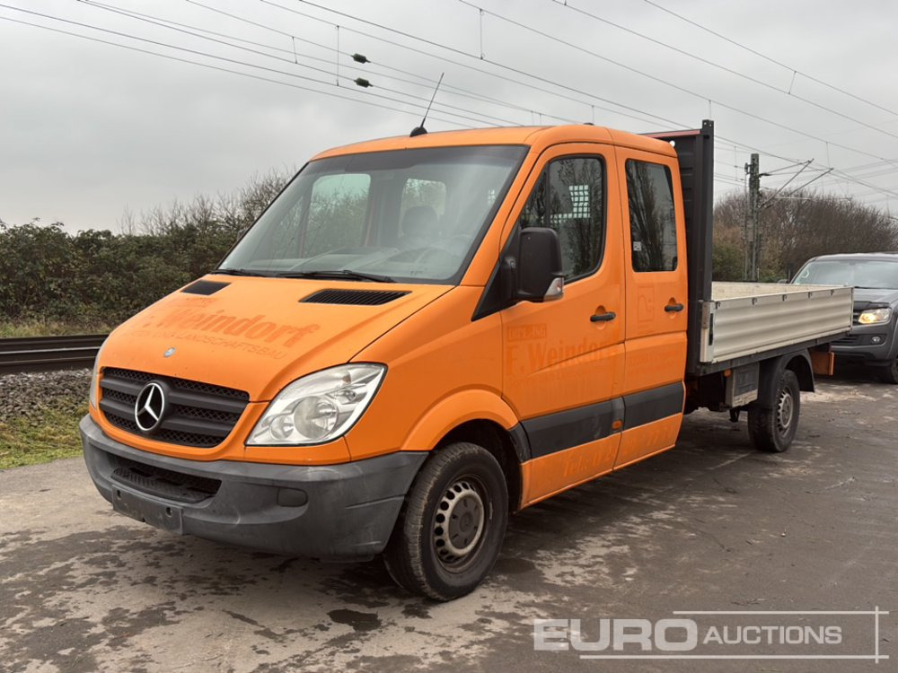 2012 Mercedes Benz Sprinter - Utilitaire plateau: photos 1 2012 Mercedes Benz Sprinter - Utilitaire plateau: photos 1
