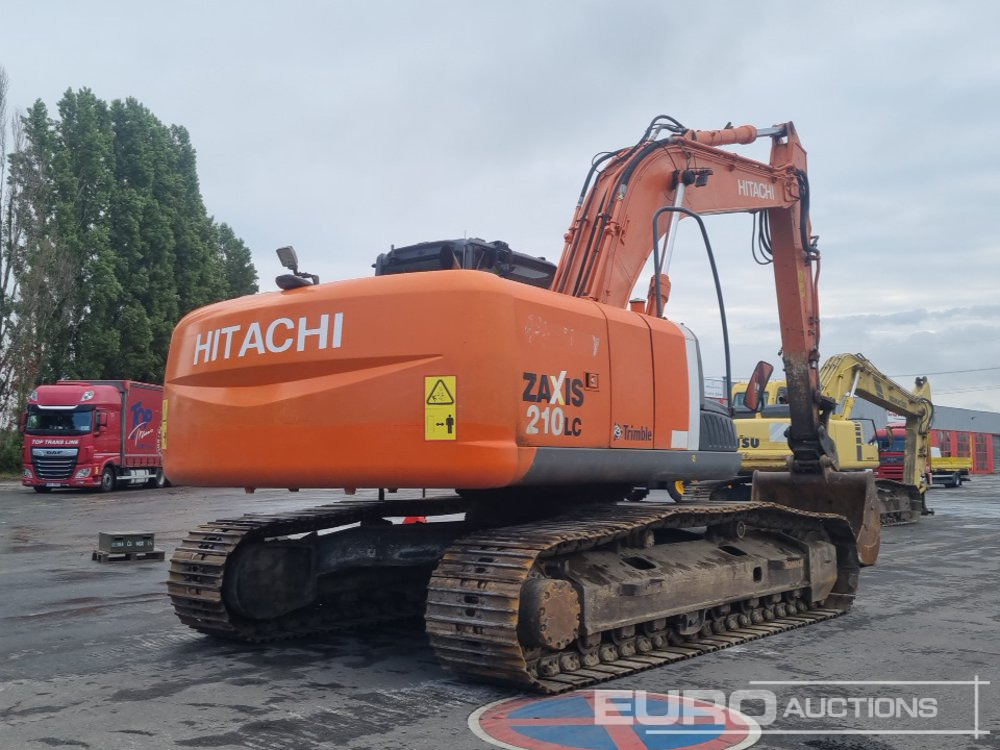 2013 Hitachi ZX210LC-3 - Pelle sur chenille: photos 5 2013 Hitachi ZX210LC-3 - Pelle sur chenille: photos 5