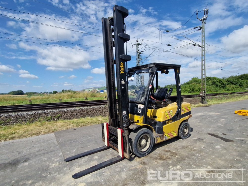 2014 Yale GDP35VX - Chariot élévateur: photos 1 2014 Yale GDP35VX - Chariot élévateur: photos 1