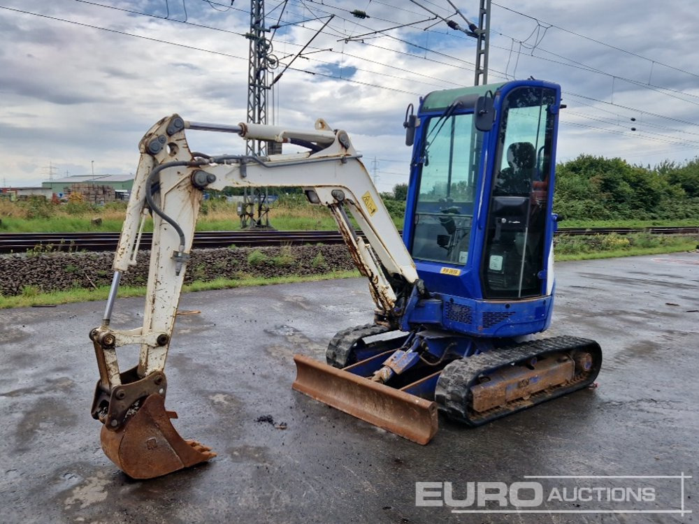 2014 Yanmar ViO25-4 - Mini pelle: photos 1 2014 Yanmar ViO25-4 - Mini pelle: photos 1
