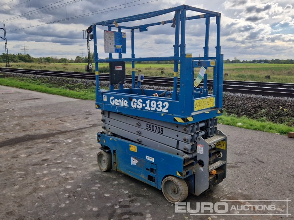 2015 Genie GS-1932 - Nacelle: photos 3 2015 Genie GS-1932 - Nacelle: photos 3