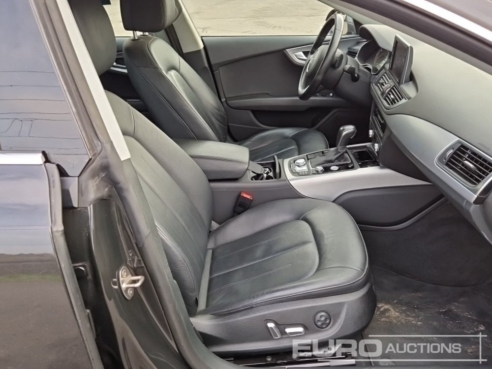 Voiture 2016 Audi A7 Sportback: photos 23