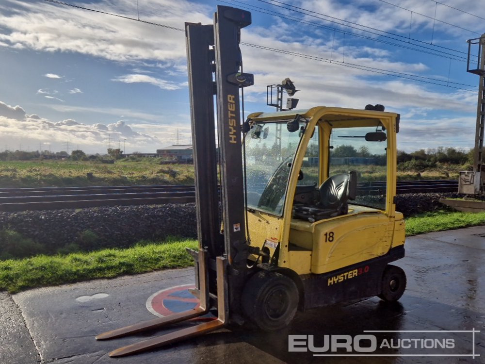 2016 Hyster J3.0XN 3 Ton Electric Forklift, 2 Stage Mast, Forks, - Chariot élévateur électrique: photos 1 2016 Hyster J3.0XN 3 Ton Electric Forklift, 2 Stage Mast, Forks, - Chariot élévateur électrique: photos 1