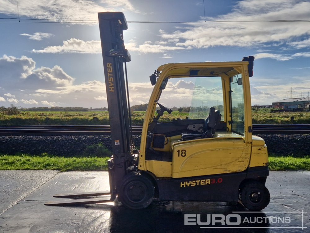 2016 Hyster J3.0XN 3 Ton Electric Forklift, 2 Stage Mast, Forks, - Chariot élévateur électrique: photos 2 2016 Hyster J3.0XN 3 Ton Electric Forklift, 2 Stage Mast, Forks, - Chariot élévateur électrique: photos 2