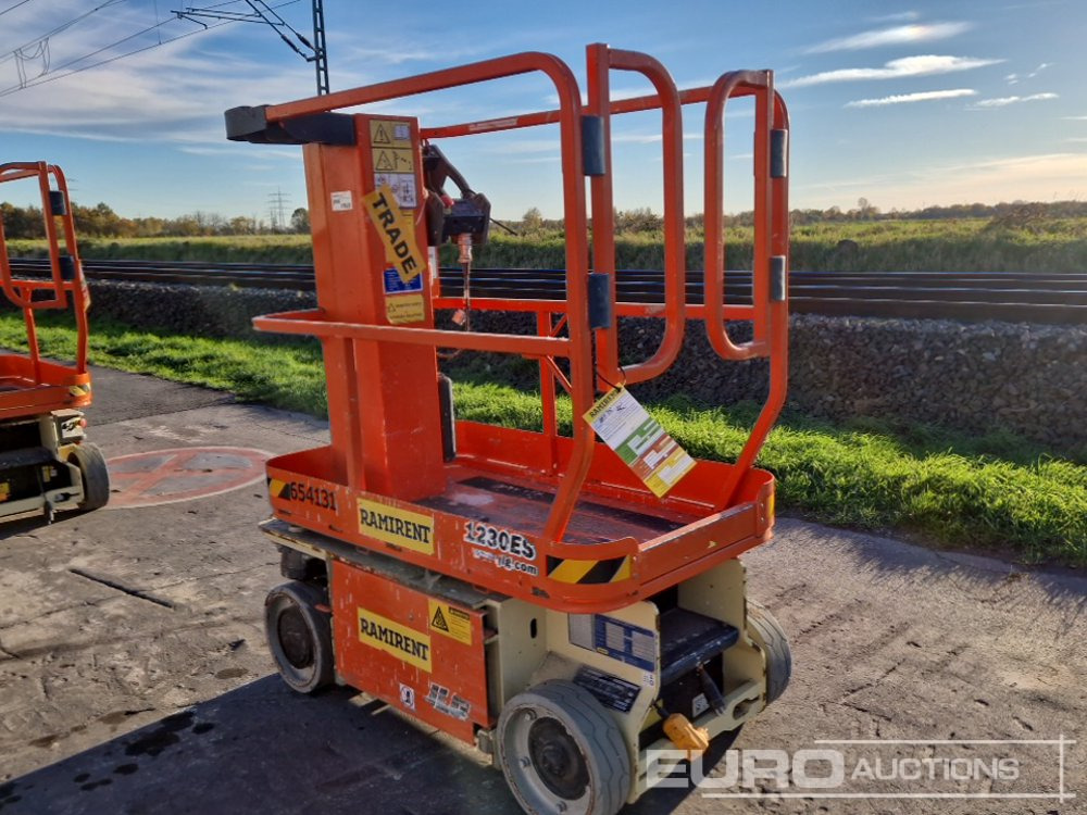 2016 JLG 1230ES - Nacelle: photos 3 2016 JLG 1230ES - Nacelle: photos 3