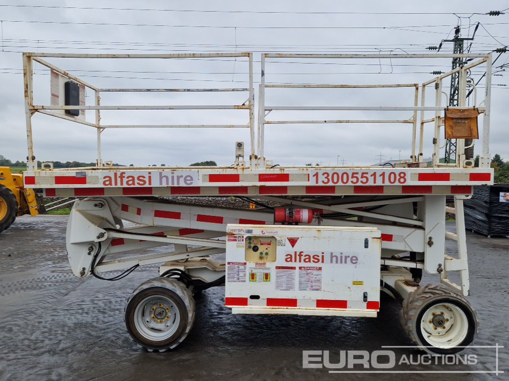 2016 JLG MEC3084RT - Nacelle: photos 2 2016 JLG MEC3084RT - Nacelle: photos 2