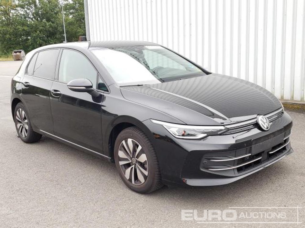 2025 Volkswagen Golf - Voiture: photos 2 2025 Volkswagen Golf - Voiture: photos 2