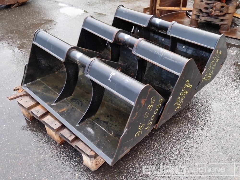 40" Ditching Buckets to suit Terex TC25 (3 of) - Godet: photos 1 40" Ditching Buckets to suit Terex TC25 (3 of) - Godet: photos 1
