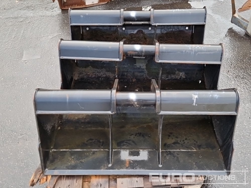 40" Ditching Buckets to suit Terex TC25 (3 of) - Godet: photos 5 40" Ditching Buckets to suit Terex TC25 (3 of) - Godet: photos 5