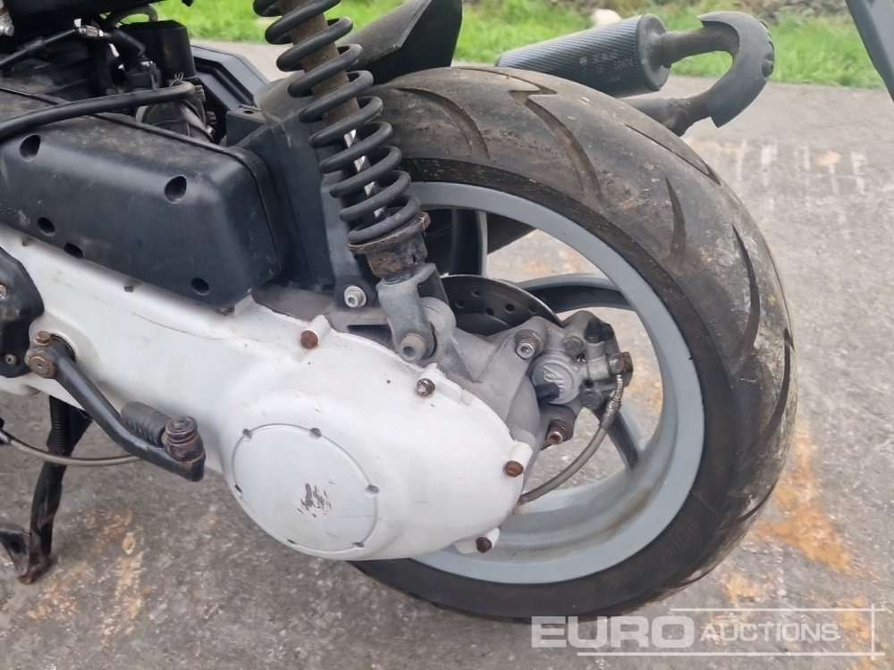 Motocyclette GP1 Open Scooter: photos 7
