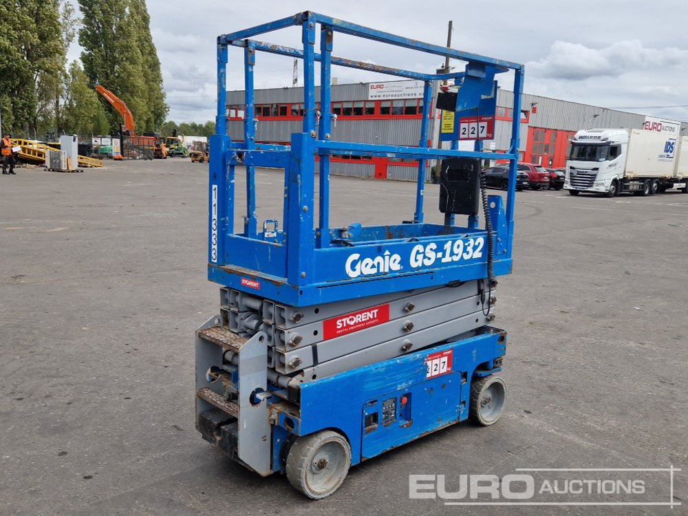 Genie GS-1932 - Nacelle: photos 1 Genie GS-1932 - Nacelle: photos 1