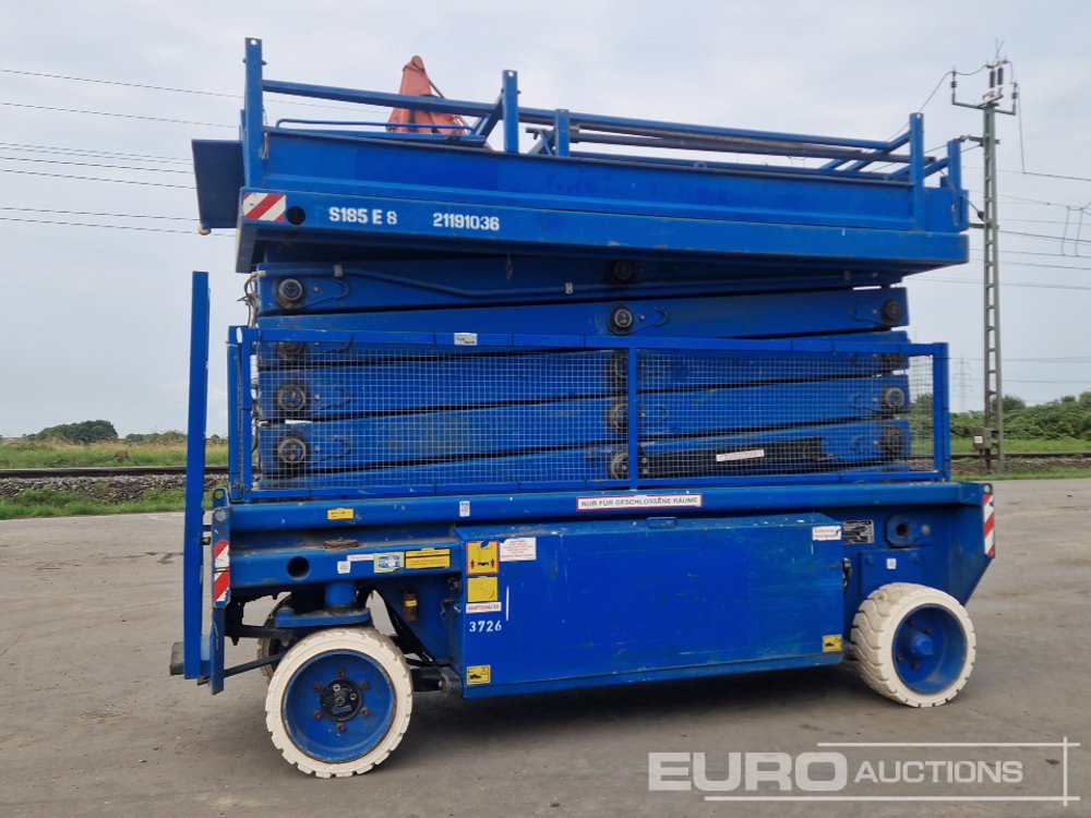 Holland Lift N-165 EL12 - Nacelle: photos 2 Holland Lift N-165 EL12 - Nacelle: photos 2